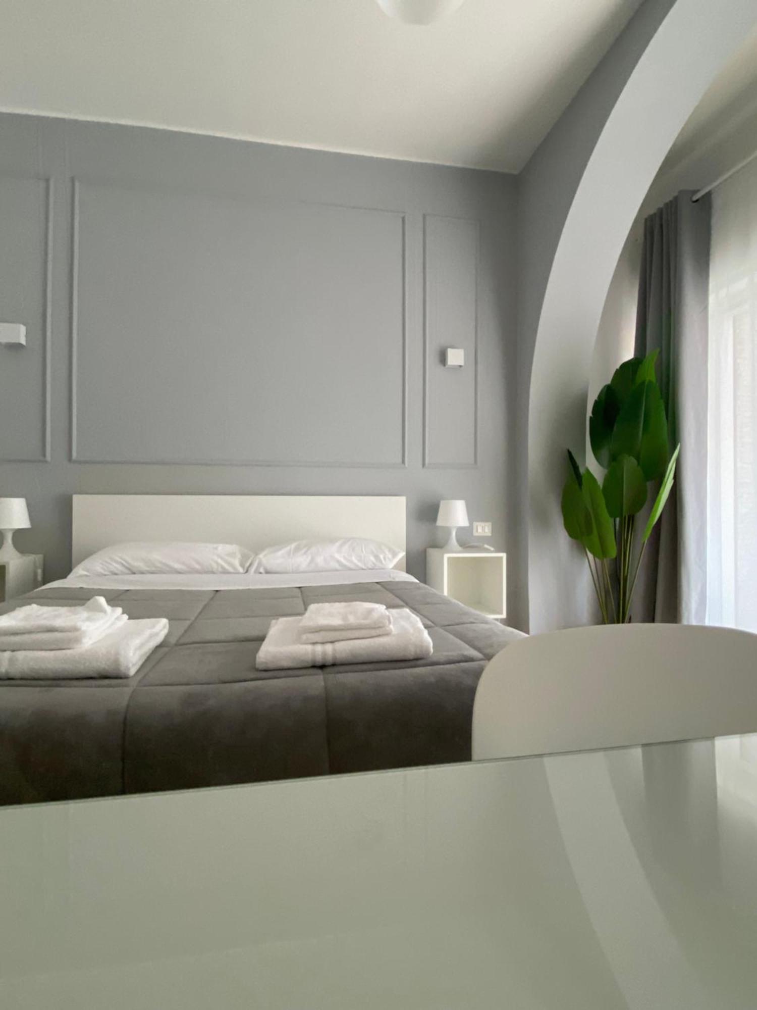 Quintino Sella Rooms Bari Exterior photo