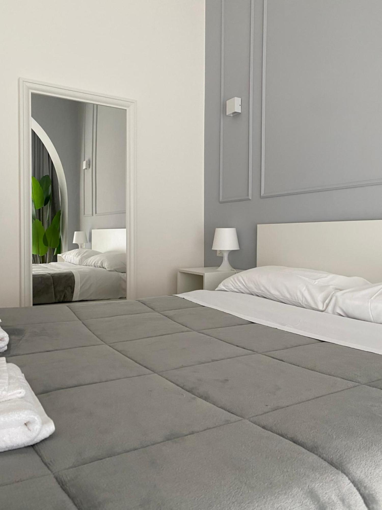 Quintino Sella Rooms Bari Exterior photo